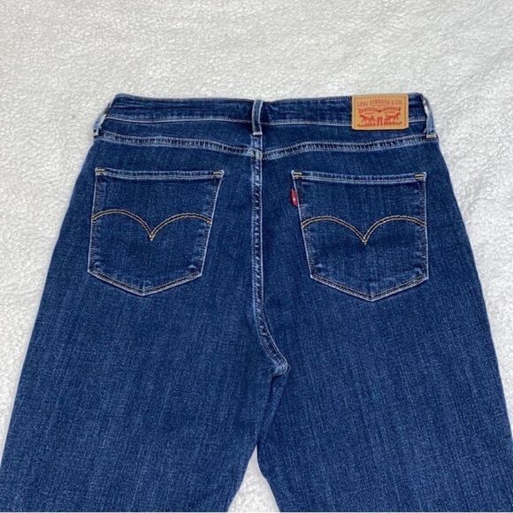 Levi's Blue Highrise Skinny Jeans(Size 32) - Picture 7 of 7